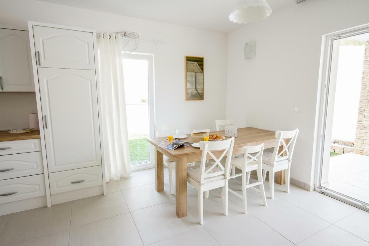 House Sunny Rock Baska Villa Rum bild